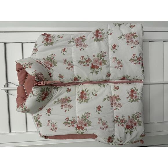 Altar'd State Stella Floral Puffer Vest in ivory and pink size XL - Picture 2 of 6